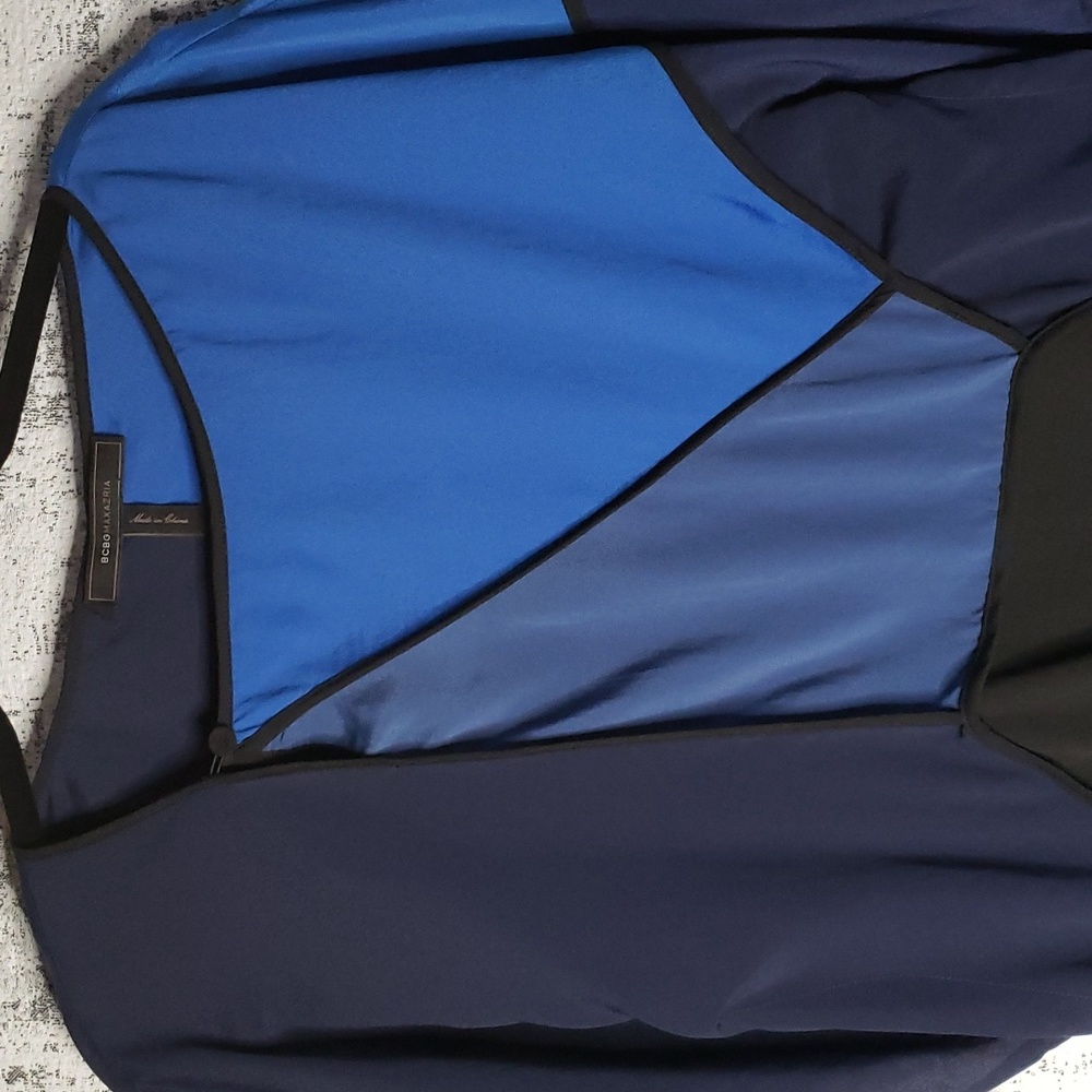 BCBG MaxAzria Blue & Black Colourblock Bat Wing Sleeve Mini Dress - Picture 5 of 10